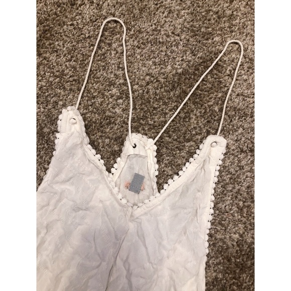 Romper - Picture 2 of 4